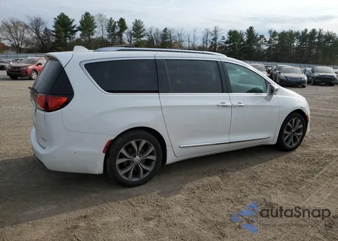 2017 Chrysler Pacifica Limited z USA, uszkodzony, nr VIN 2C4RC1GG7HR633457